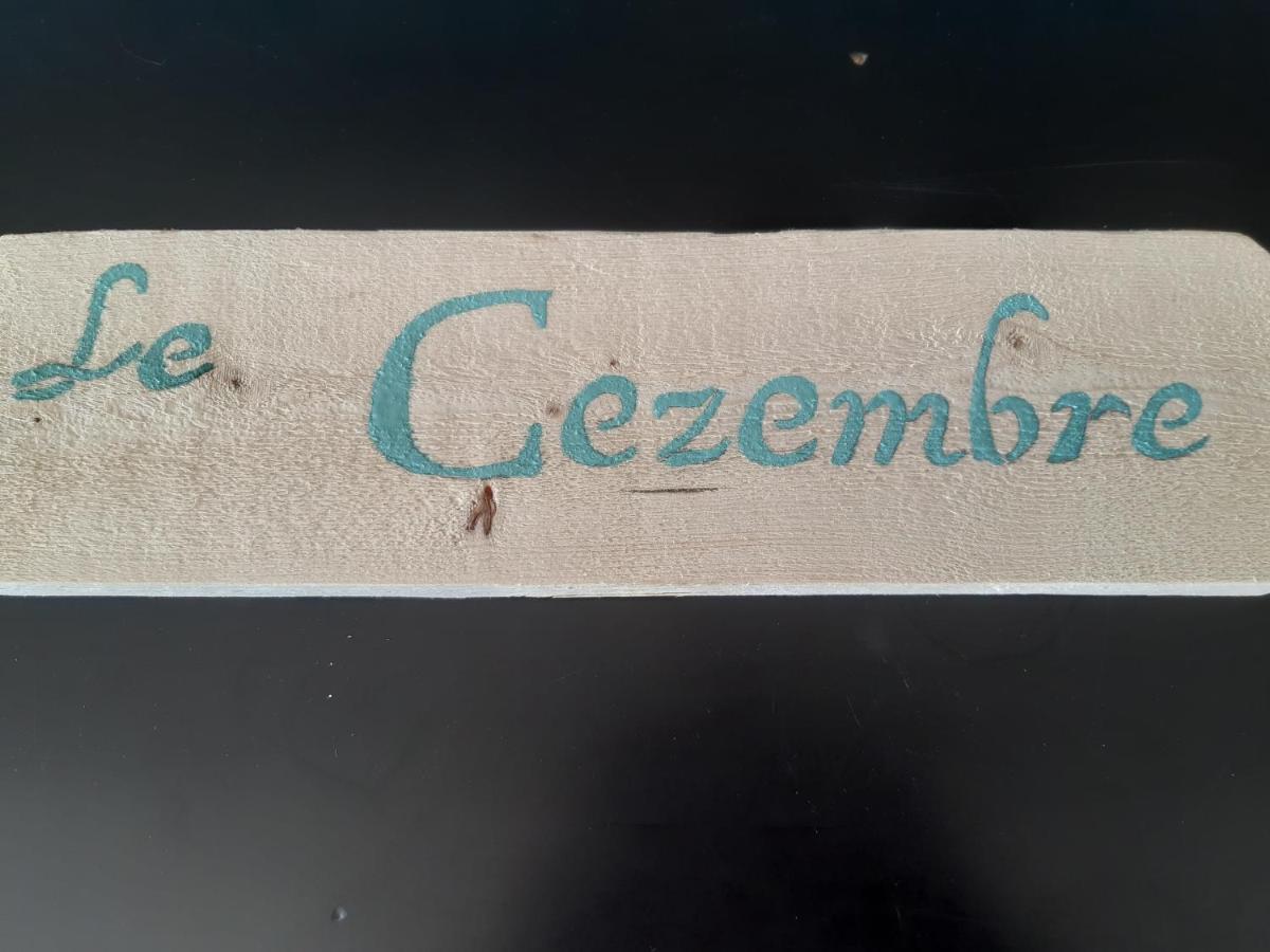 Le Cezembre Gite La Taniere Moidrey Exterior photo